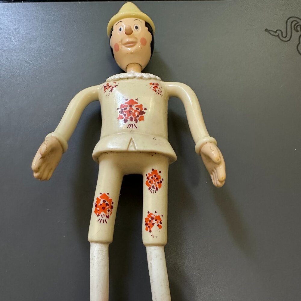Miramax 2002 Pinocchio McDonalds Figure Poseable Figurine Bendy His Nose Grows